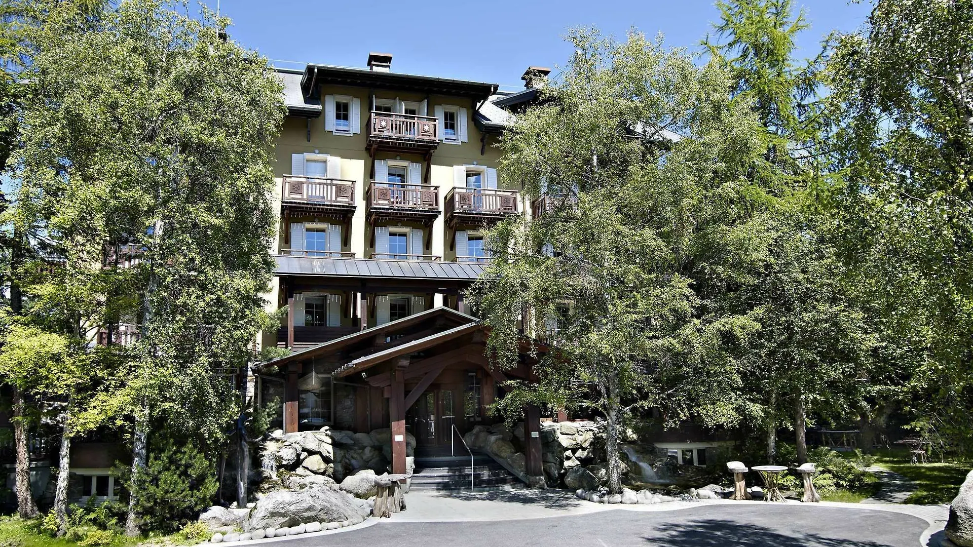 Lodge Park Megeve 5*,